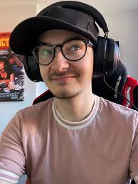 Gary Langston (@oruruda1)