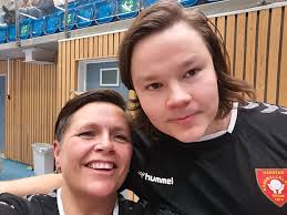 Sist på tabellen, men det bekymrer ikke: