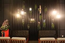 Nestled in the heart of budds beach (only a 5 minute walk from the heart of surfers paradise) bumbles cafe is many things to many people. The 10 Best Restaurants In Gresik Updated February 2020 Tripadvisor