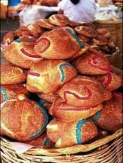 Day Of The Dead Bread Pan De Muertos Mexican Recipe Pan De Muerto Mexican Food Recipes Pan De Muertos Recipe