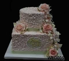 Round piped buttercream wedding cake cakecentral. Wedding Cakes Gallery Three Brothers Bakery Houston Tx