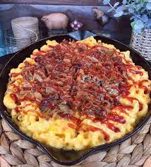 Whether the pork is smoked or made in a slow cooker, this recipe works great. Leftover Bbq Pulled Pork Mac And Cheese Norine S Nest