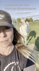 Massages after workouts these horses are spoiled. The best assistant in the  world Jenna Penrose giving Grande her scratches. #burnsequine  #burnsequinegrande #dressagehorse #dressagetraining