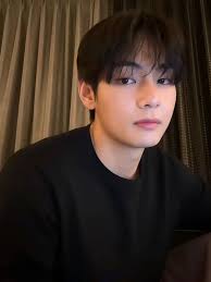 K-pop soloists with most Guinness World Records