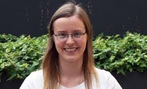 Karen Stauter's Instagram, Twitter & Facebook