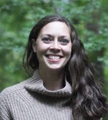 Jenny Showalter's Instagram, Twitter & Facebook