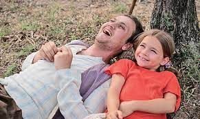 Separated from his daughter, a father with an intellectual disability must prove his innocence when he is jailed for the death of a commander's child. Readers Write In 206 Miracle In Cell No 7 A Movie That Is The Epitome Of Cinema Baradwaj Rangan