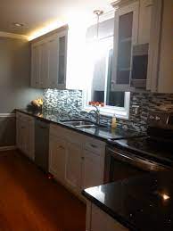 Shaker Cabinets Black Stellar Night Quartz Euro Glamour Deep Harmony Backsplash Lighting Over Un Discount Kitchen Cabinets Kitchen Cabinets Kitchen Remodel