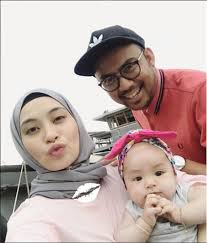 Synopsis sayid, a refugee doctor from syria, has just received a danish residence permit, and is about to embark on establishing a new life in rural denmark together with his son adnan. Ruhainies Mohon Henti Kaitan Dengan Datuk Red Mynewshub