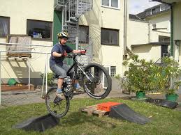 Liebling zu einem album hinzufügen teilen. Mountainbike Schlechtwettertour Durch Die Rheingauer Weinberge Tour 49029