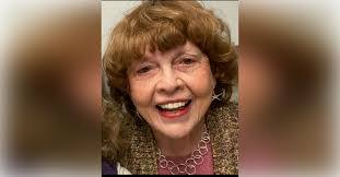 Courtney Waller's Instagram, Twitter & Facebook