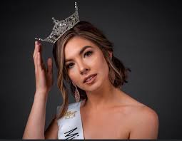 We'll have special guests at First Friday. Please welcome Brittni Evans,  Miss Heart of Covington, Clarissa Holleman, Miss Fountain City, and Meghan  Smith, Miss Capital City FL. They will be available to