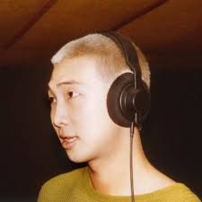 Liz⁷ 💜🥢 ⟭⟬E ARE B⟬⟭CK