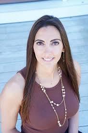 Brittney Barr's Instagram, Twitter & Facebook