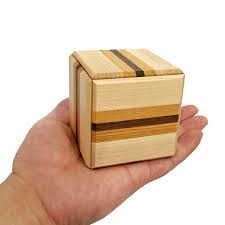 Puzzle boxes are great to get as gifts, to purchase as souvenirs, or to use as storage for your keys and valuables. Expansion New Karakuri Puzzle Box Very Hard Box Ma By So Shi Te Puzzle Box Specialty Store From Tokyo Japan
