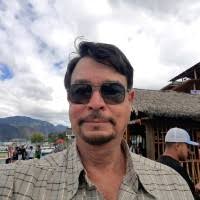 50+ perfiles de «Luis Andrade»