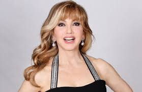 Veronica pivetti was born on february 19, 1965 in milan, lombardy, italy. Milly Carlucci Eta Carriera Vita Privata Marito Figli Ballando Con Le Stelle Puglia24news It