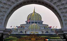 As july 4th falls on a sunday in 2021, monday july 5th 2020 will be a federal holiday. July 30 Declared Public Holiday For Installation Of King Free Malaysia Today Fmt
