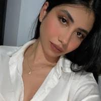 Cassandra Duenas's Instagram, Twitter & Facebook