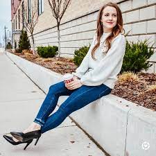 Jeans And Heels Young Professional Outfits How To Look Classy Professional Outfits