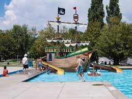 Piscine De Bellerive