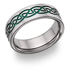 Why Men S Celtic Wedding Bands Can Make Strong Statements Applesofgold Com