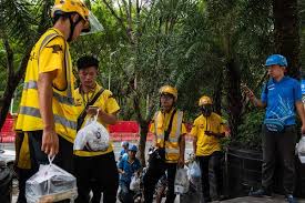 Best meal delivery delivery app best fast food good food yummy food order food online indian food recipes ethnic recipes popular recipes. Food Delivery Apps Are Drowning China In Plastic The New York Times