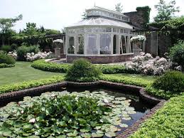 Die Schonsten Privaten Garten In Mehreren Dekorierenden Stilen Von Birgit Wahmann Private Garten Innerhalb Die Schonsten Privaten House Styles Mansions Decor