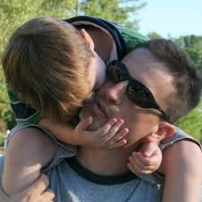 Ryan DeCamp (@blabla524)