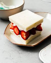 Japanese Fruit Sandwich Strawberry Sando Recipe I Am A Food Blog Recipe Fruit Sandwich Food Recipes