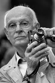 Photographer wanted Garbo for the pictures 📸