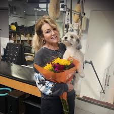 sierramadre4thofjulycommittee announces parade Hometown Hero,  @sandylewisduvall Sandy Duvall!