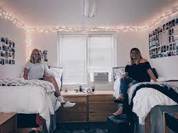 Pin By Lysandra Delgado On Dream Dorm Dream Dorm Room Room Furnishing College Dorm Rooms