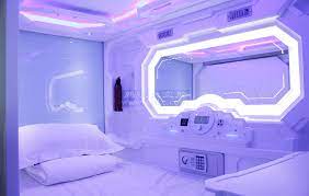 modern otel yatak odasi mobilya takimlari uzay kapsulu celik metal agir beyaz ranza hostel kapsul yatak otel futuristic interior space hotel capsule hotel