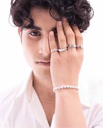 Made the Iconic Birthstone Couple Rings✨💎💖 April- Crystal January- Pink  Garnet Made in Pure 92.5 Silver using April & January Birthstones 🩵 All  our pieces are handcrafted by the finest Karigars of