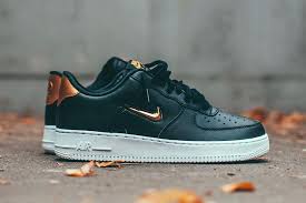 Nike S Air Force 1 07 Lv8 Jewel Gets The Metallic Gold Touch Nike Air Nike Air Force Nike