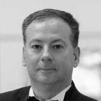 Tom Kretz's Instagram, Twitter & Facebook