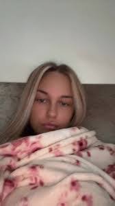 Courtney Schmitt's Instagram, Twitter & Facebook