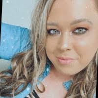 Ashley Arden's Instagram, Twitter & Facebook