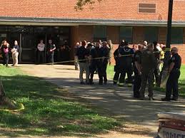 One officer was shot at least once during a confrontation. Ewttzq9qdhbggm