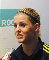 Sofia jakobsson (sweden) left footed. File Olivia Schough A 51 0365 15031538908 Jpg Wikimedia Commons