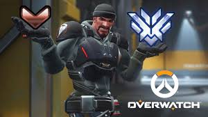 There are skins of every rarity, with the common skin being the default, rare skins being simple recolors, epic skins being more advanced recolors and sometimes simple outfit changes. X5 073ajvgypm