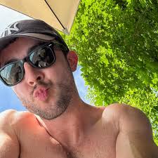 Carter Ellis (@carterelliz) • Instagram photos and videos