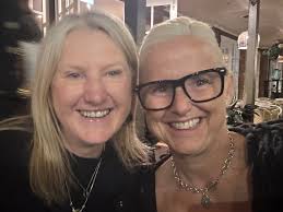 Much mingling was had at last week's COSBOA AGM at Hotel Kurrajong in  Canberra. Kelly and Sahlua had the joy of reconnecting with many, as well  as the pleasure of making some