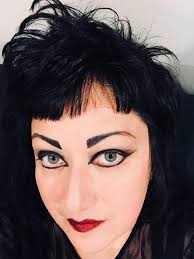 Back in 1988, with my then girlfriend. She, a Siouxsie and the Banshees  fanatic...me, a Depeche Mode one. These pics and those you post here are  indeed a trip down memory lane