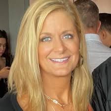 Punk Wig: Ries, Lori, Dewitt-Grush, Patricia, DeWitt, Robin: 9781956357288:  Amazon.com: Books