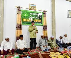  mempertingkatkan kepimpinan dan pengurusan persatuan sukan sebagai penggerak kepada program pembangunan. Majelis Ta Lim Tempat Mengkaji Ilmu Ilmu Agama Riauone Com Berita Nusantara Terkini