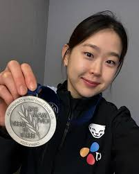 나 브이 좋아하네~??✌🏻🤭