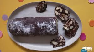 Le Saucisson Au Chocolat Qu Y Faire Rire Tout Le Monde En 2020 Saucisson Au Chocolat Dessert Chocolat