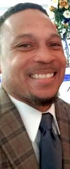 Benjamin Snell's Instagram, Twitter & Facebook